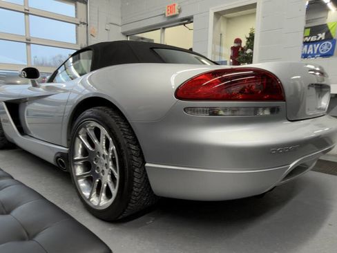 Used 2005 Dodge Viper SRT-10 w/ Mamba Edition Group image 4