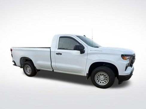 Used 2025 Chevrolet Silverado 1500 W/T w/ WT Value Package RWD image 3