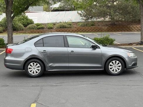 Used 2014 Volkswagen Jetta S FWD image 3