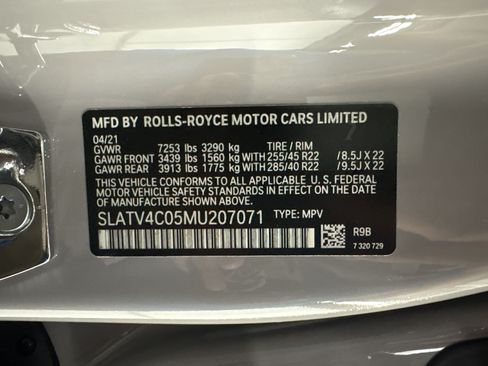 Used 2021 Rolls-Royce Cullinan AWD/4WD image 26