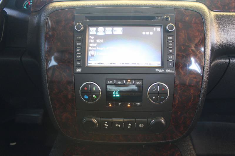 Used 2013 GMC Sierra 2500 Denali w/ Suspension Package, Off-Road AWD/4WD image 36