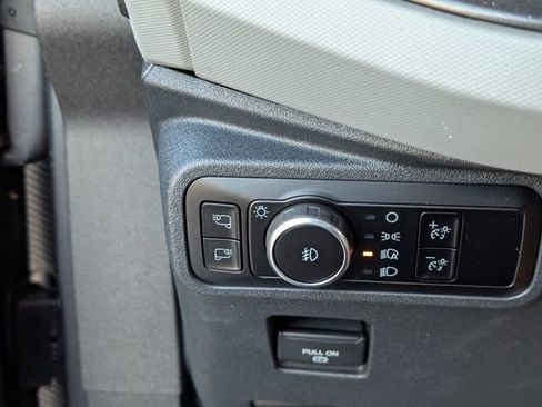 Used 2023 Ford Bronco Badlands image 20