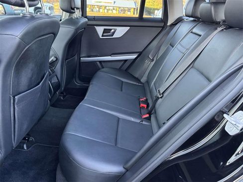 Used 2010 Mercedes-Benz GLK 350 4MATIC image 15