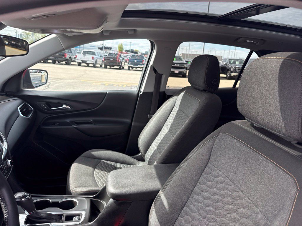 Certified 2018 Chevrolet Equinox LT FWD image 21