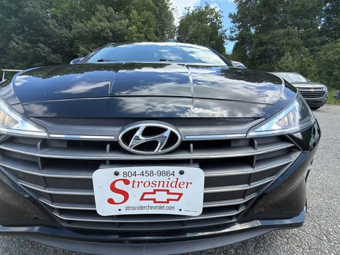 Used 2020 Hyundai Elantra SEL w/ Cargo Package (C1) FWD image 11