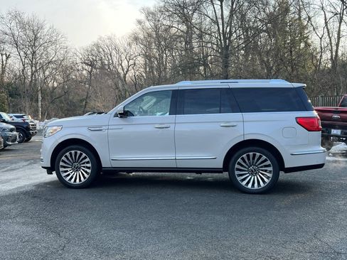 Used 2020 Lincoln Navigator Reserve w/ Equipment Group 208A Reserve image 2