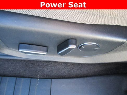 Used 2017 Ford F150 XLT w/ Equipment Group 302A Luxury image 21