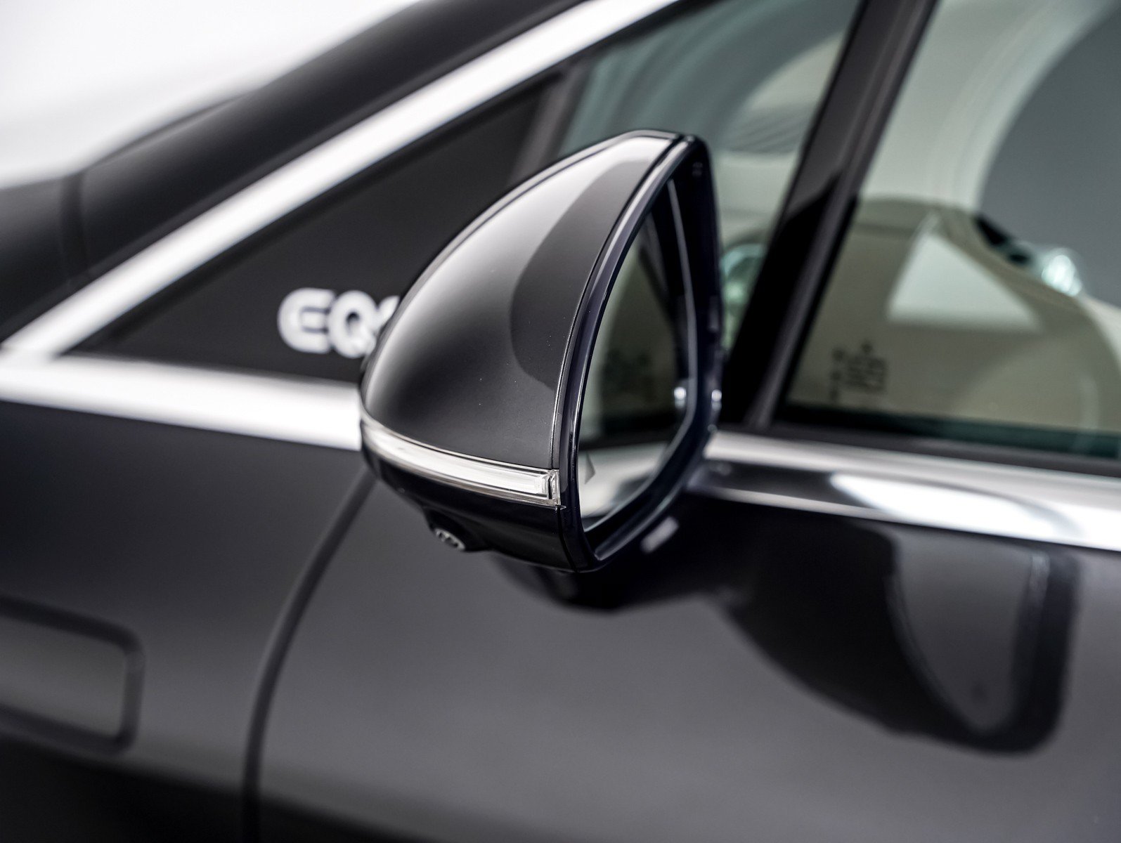 Certified 2023 Mercedes-Benz EQS 580 4MATIC Sedan image 24