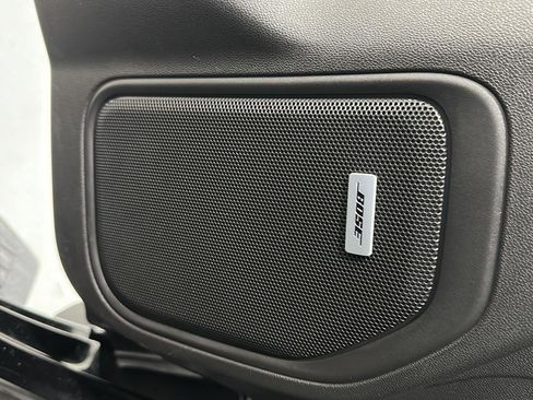 Used 2019 Chevrolet Silverado 1500 LTZ w/ LTZ Premium Package AWD/4WD image 18