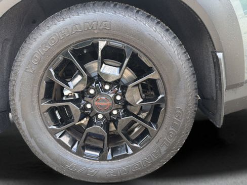 Used 2025 Nissan Armada PRO-4X AWD/4WD image 47