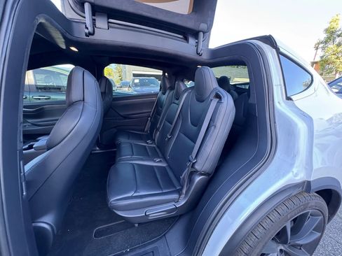 Used 2019 Tesla Model X 100D image 9