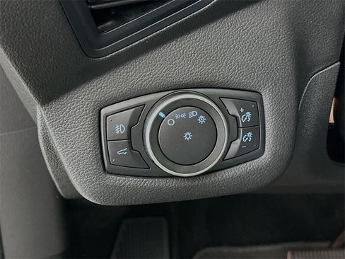 Used 2018 Ford Escape SE image 17