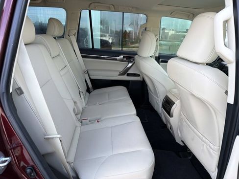 Used 2021 Lexus GX 460 Premium w/ Premium Package AWD/4WD image 22