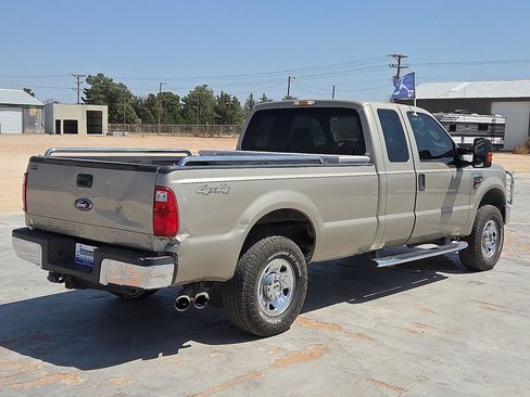 Used 2008 Ford F250 4x4 SuperCab Super Duty image 5