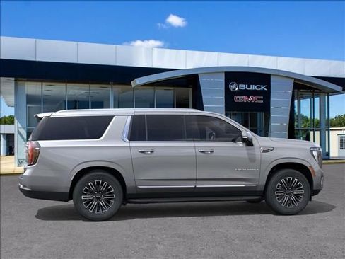 New 2026 GMC Yukon XL Elevation image 5