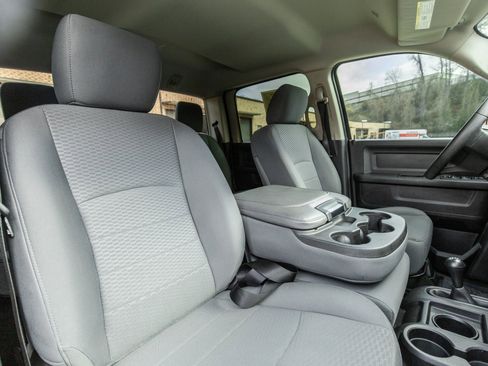 Used 2017 RAM 2500 Tradesman w/ Chrome Appearance Group image 31