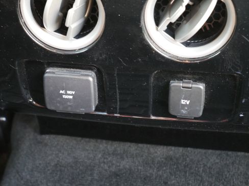 Used 2013 Ford F150 Limited image 31