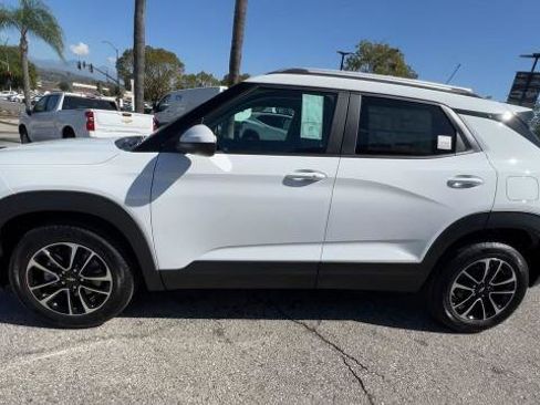 New 2026 Chevrolet TrailBlazer LT w/ Driver Confidence Package image 5