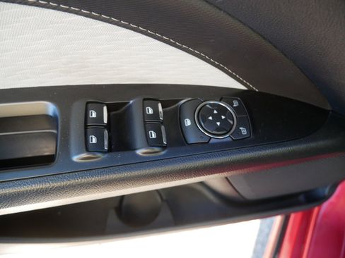 Used 2020 Ford Fusion SE w/ Equipment Group 151A image 15