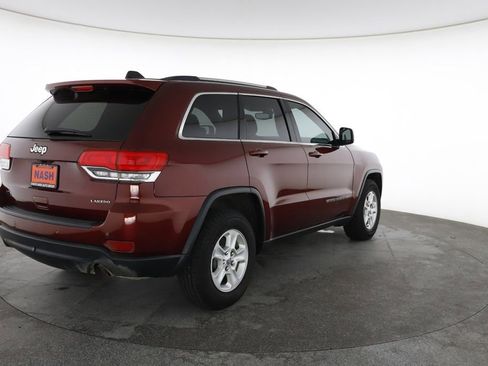 Used 2017 Jeep Grand Cherokee Laredo w/ Quick Order Package 2BE RWD image 12