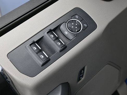 Used 2018 Ford F150 XLT w/ Equipment Group 302A Luxury image 19