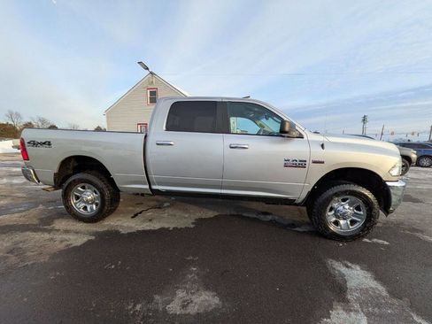Used 2016 RAM 2500 SLT image 5