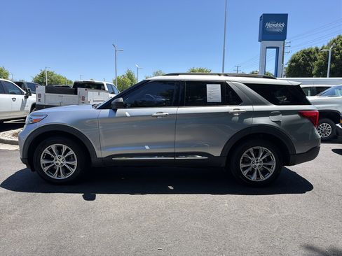 Used 2020 Ford Explorer XLT w/ Equipment Group 202A AWD/4WD image 7