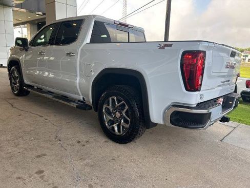 Certified 2026 GMC Sierra 1500 SLT AWD/4WD image 5