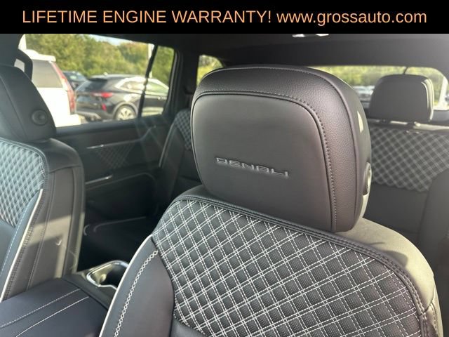 Used 2025 GMC Acadia Denali w/ LPO, Floor Liner Package AWD/4WD image 15