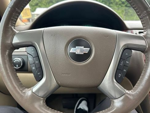 Used 2013 Chevrolet Tahoe LTZ AWD/4WD image 16