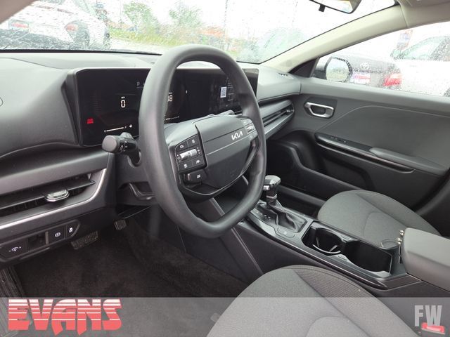 Used 2025 Kia K4 FWD image 21
