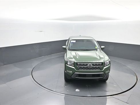 Used 2022 Nissan Frontier SV image 21