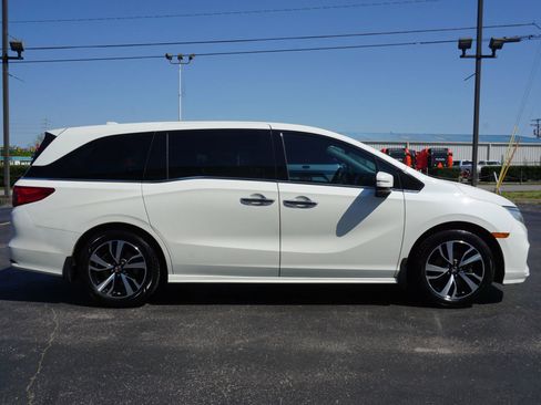 Used 2018 Honda Odyssey Elite image 4