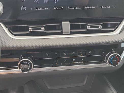 New 2026 Chevrolet Equinox LT w/ Safety and Technology Package image 30