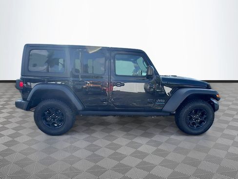Used 2023 Jeep Wrangler Unlimited AWD/4WD image 5