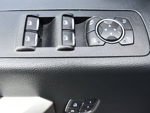 Used 2015 Ford F150 Lariat w/ Equipment Group 502A Luxury image 41