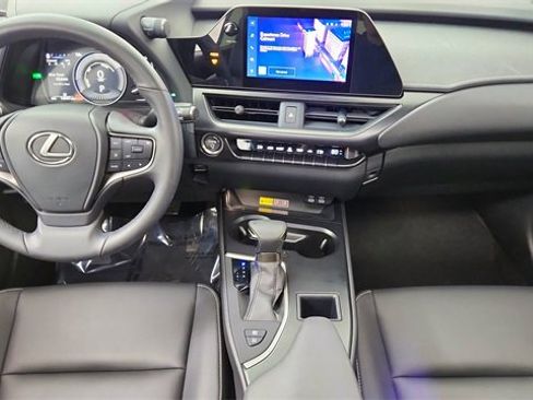 Used 2024 Lexus UX 250h FWD image 35