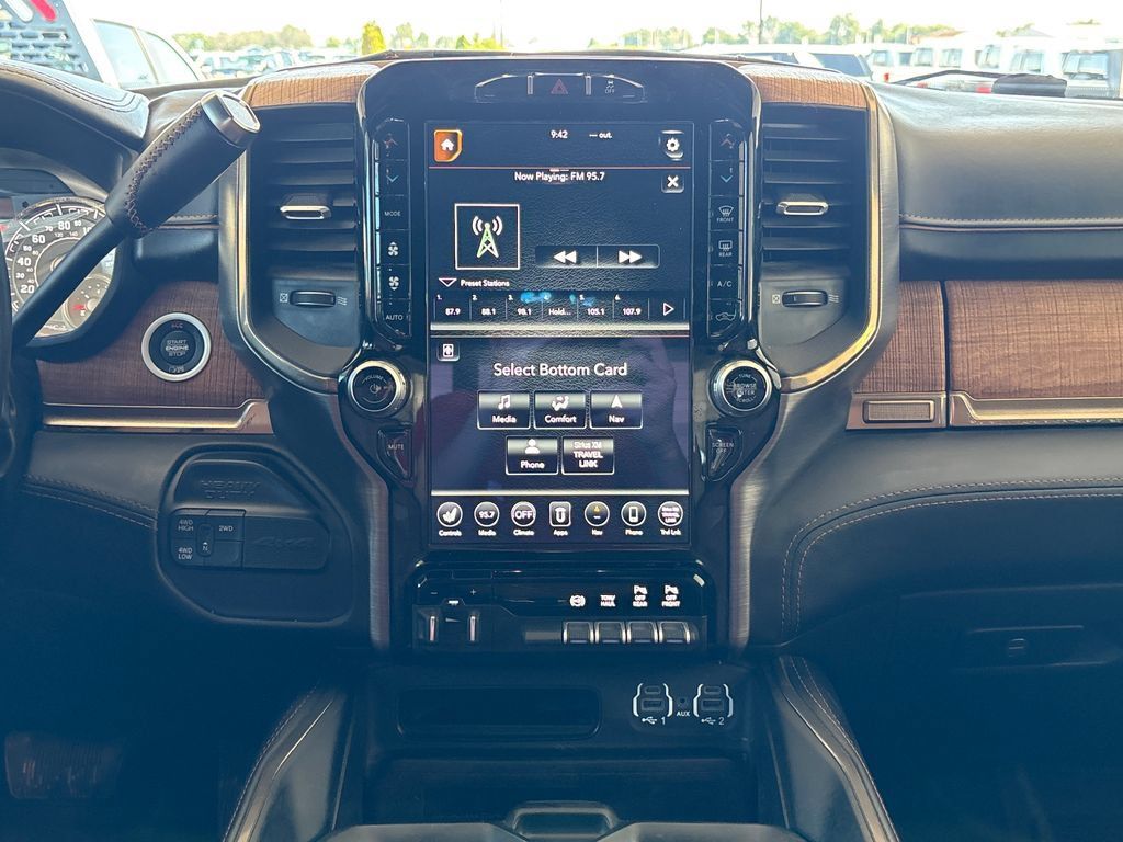 Used 2020 RAM 3500 Limited AWD/4WD image 28