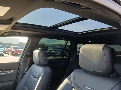 Certified 2024 Cadillac XT6 Sport w/ Technology Package image 36