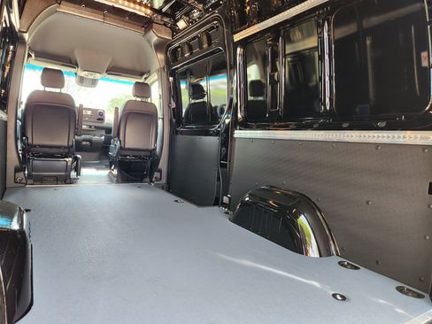 New 2024 Mercedes-Benz Sprinter 144 Cargo image 33
