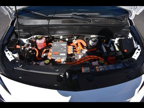 Used 2023 Chevrolet Bolt EUV Premier w/ Sun & Sound Package image 44