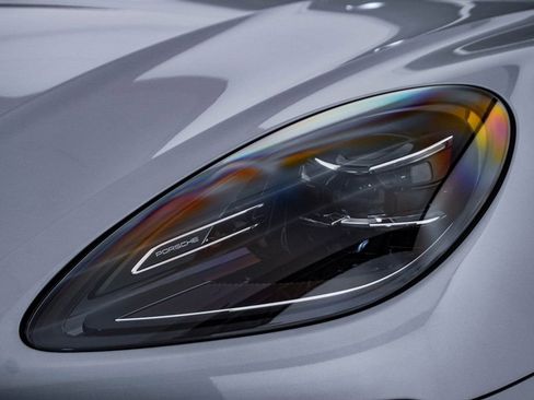 New 2026 Porsche Macan S image 7