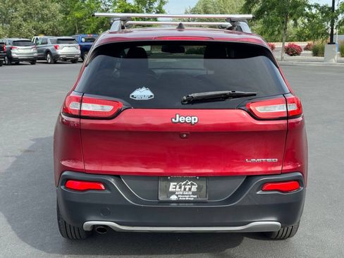 Used 2017 Jeep Cherokee Limited FWD image 6