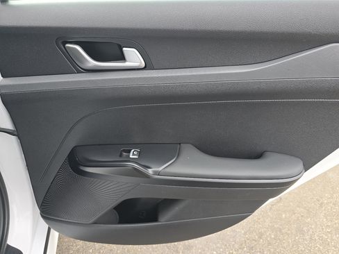 Used 2023 Kia K5 LXS image 22