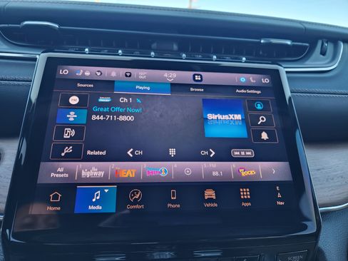 Used 2025 Jeep Grand Cherokee L Summit w/ Obsidian Package AWD/4WD image 24