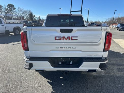 Used 2022 GMC Sierra 1500 Denali w/ Denali Reserve Package image 7
