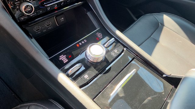Used 2023 Jeep Grand Cherokee Overland AWD/4WD image 20