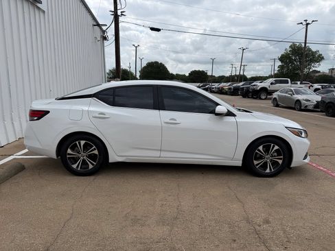 Used 2022 Nissan Sentra SV w/ All-Weather Package FWD image 8
