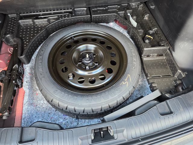 Used 2025 Ford Escape ST-Line w/ Equipment Group 301A FWD image 13