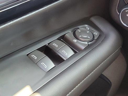 Used 2026 Chevrolet Suburban LS RWD image 13